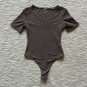 NWOT Pumiey Women’s Double Lined Brown V Neck Short Sleeve Bodysuit